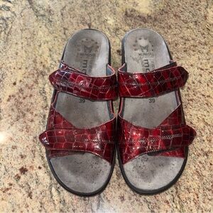 Mephisto Sandals Sz 39